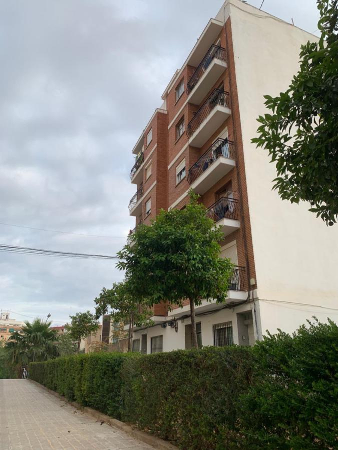 Hotel Habitacion Privada En Piso Compartido Valencia Exterior foto